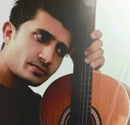 دانلود آهنگ محمد امیری غم دوری تو پیرم کرد و زندگی سیرم کرد